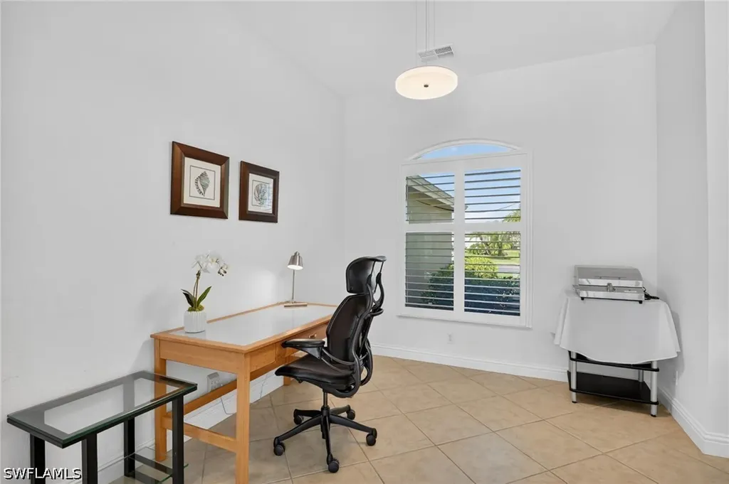 Xxx Briarwood Boulevard Naples FL 34104