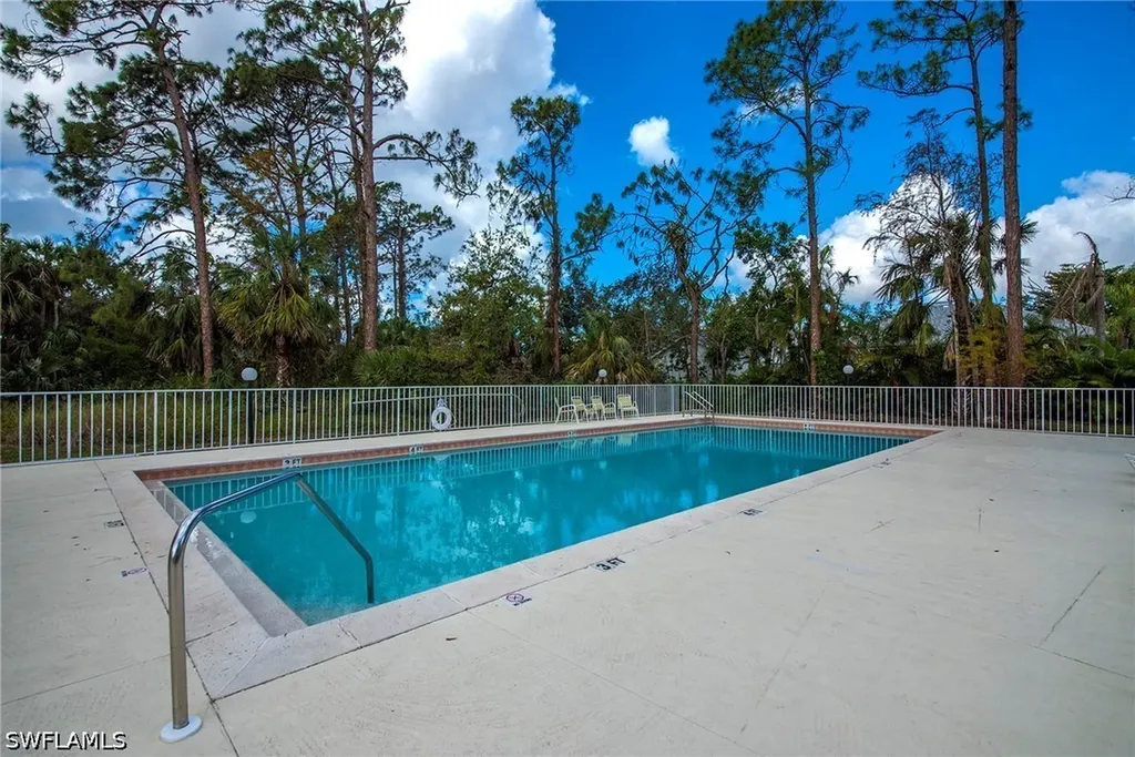 Xxx Briarwood Boulevard Naples FL 34104