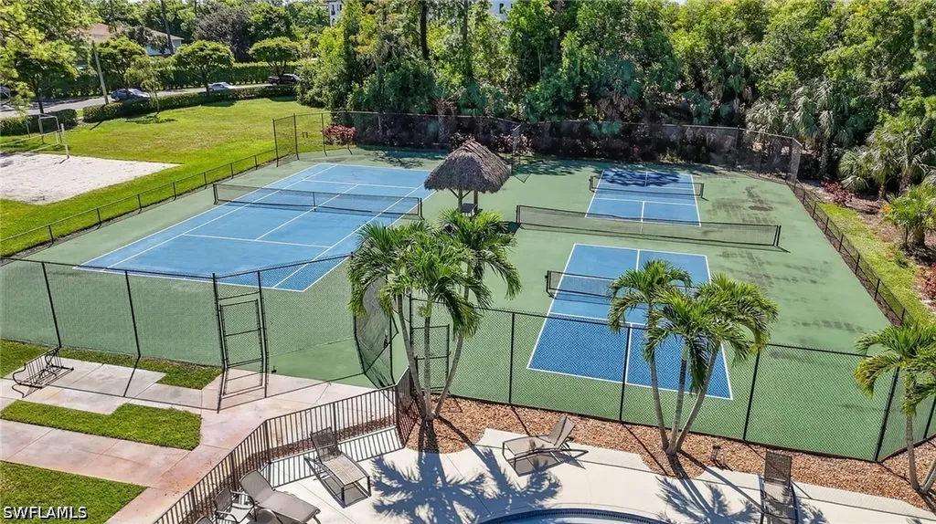 Xxx Briarwood Boulevard Naples FL 34104