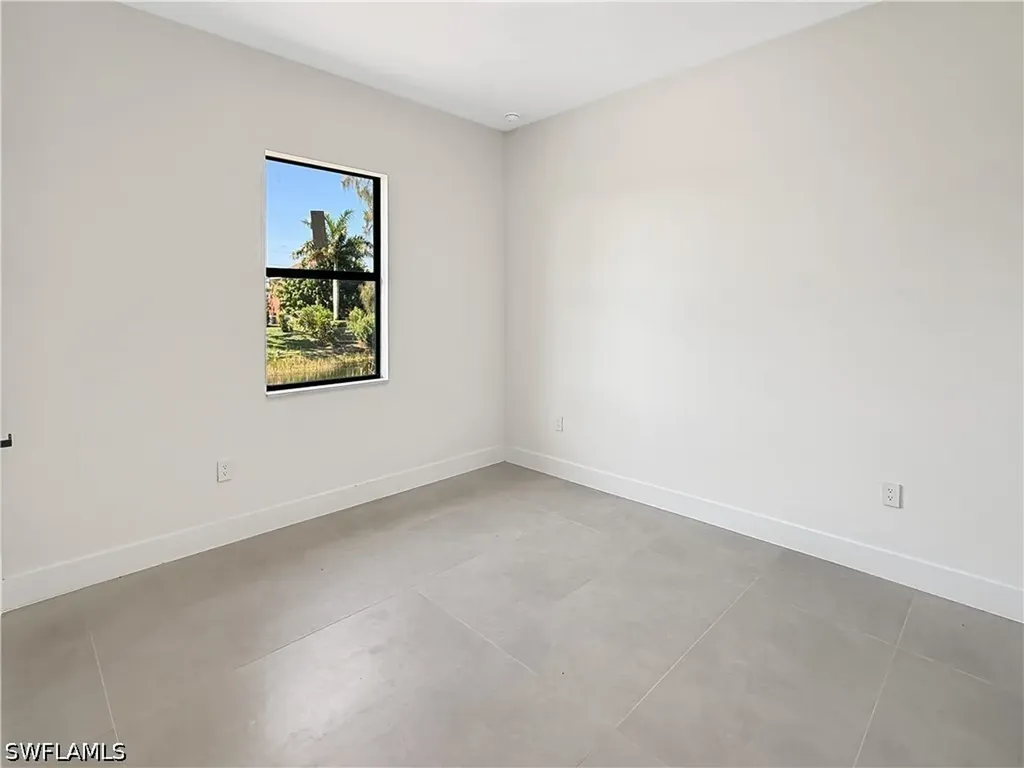 2206 NE 35th Lane Cape Coral FL 33909