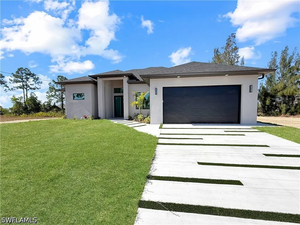 2206 NE 35th Lane Cape Coral FL 33909