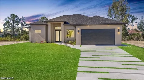 2206 NE 35th Lane Cape Coral FL 33909