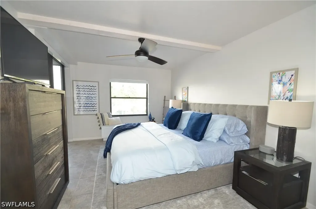 271 Southbay Drive Naples FL 34108