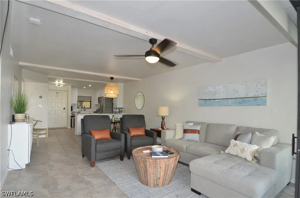 271 Southbay Drive Naples FL 34108