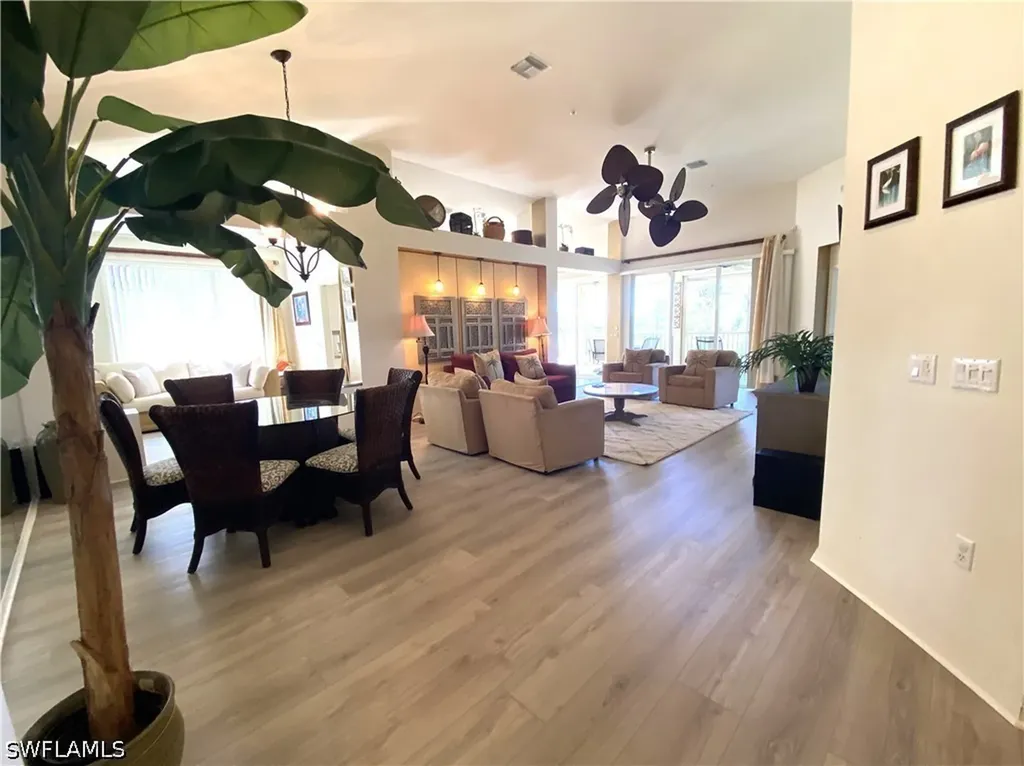 1570 Winding Oaks Way Naples FL 34109
