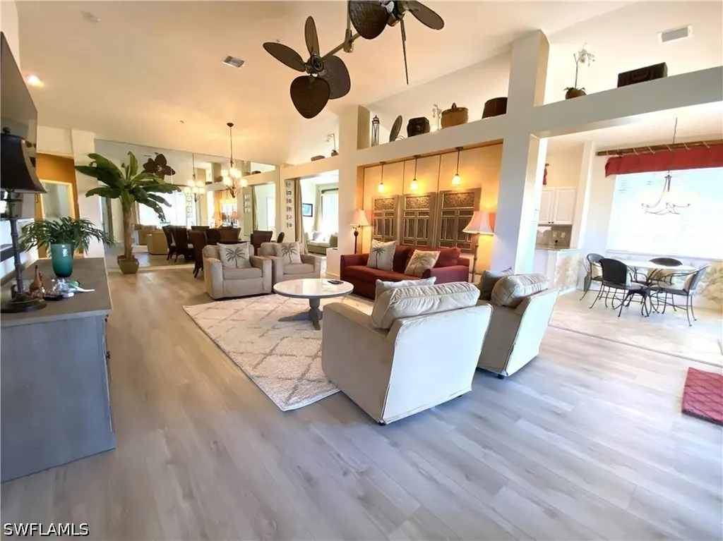 1570 Winding Oaks Way Naples FL 34109