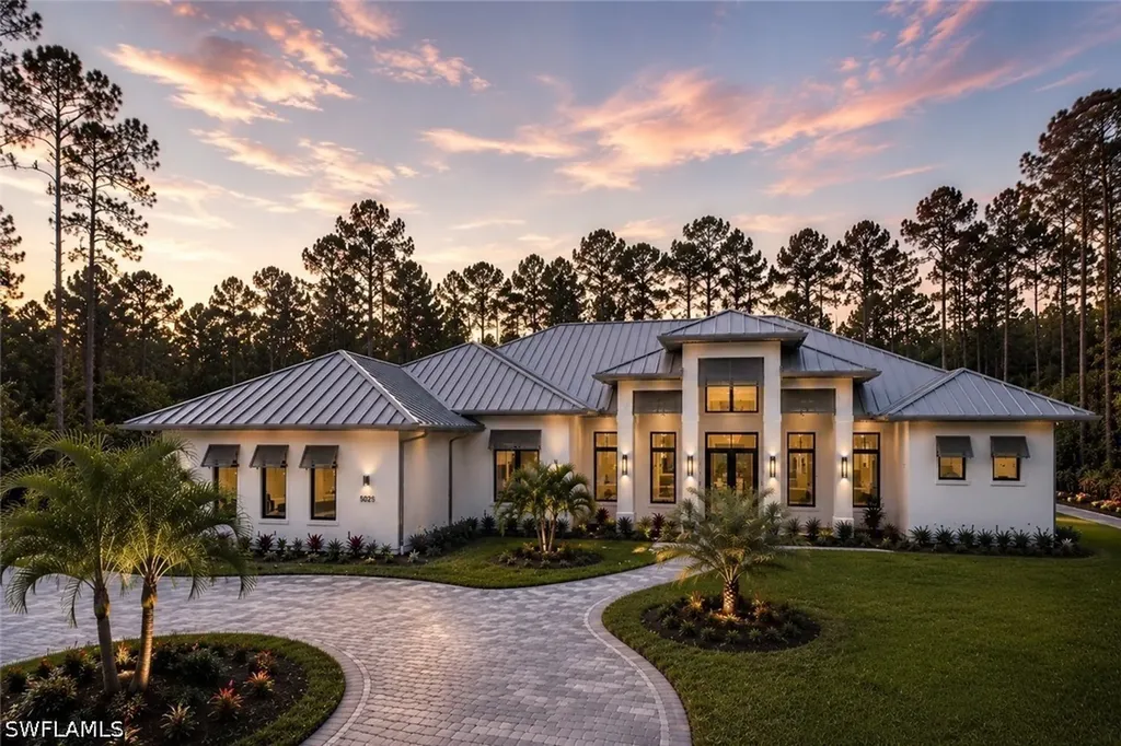 5025 Boxwood Way Naples FL 34116