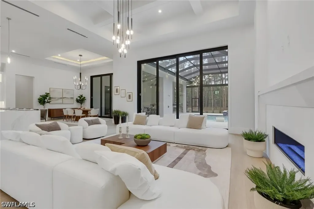 5025 Boxwood Way Naples FL 34116