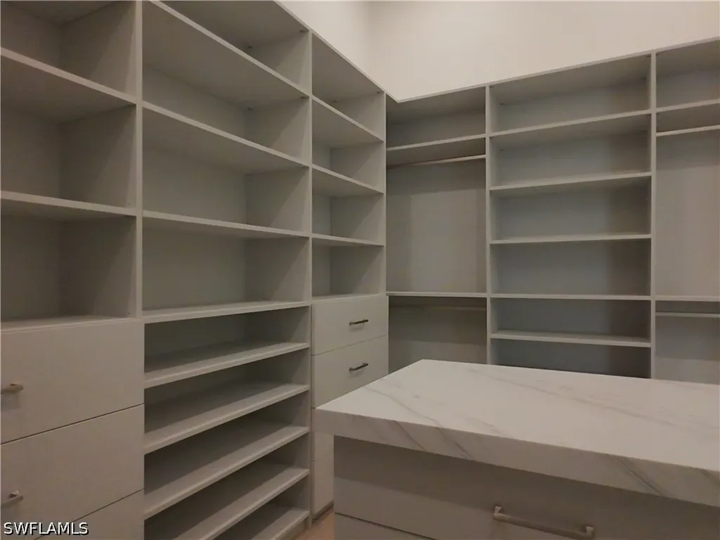 5025 Boxwood Way Naples FL 34116