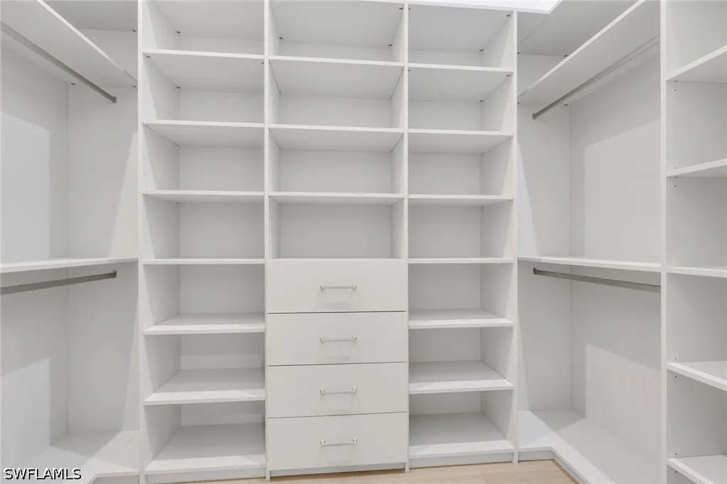 5025 Boxwood Way Naples FL 34116
