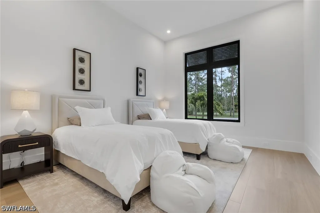5025 Boxwood Way Naples FL 34116