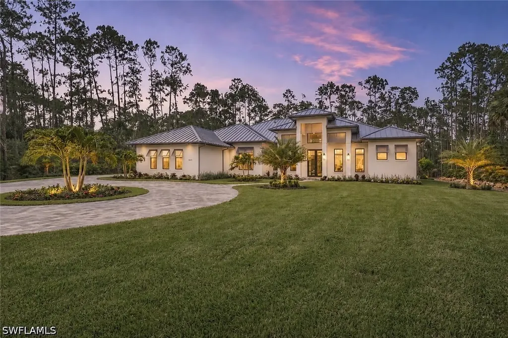 5025 Boxwood Way Naples FL 34116