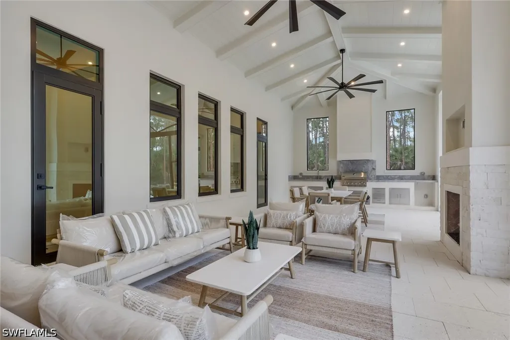 5025 Boxwood Way Naples FL 34116