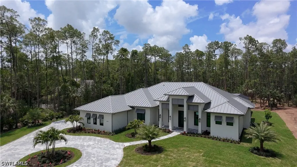 5025 Boxwood Way Naples FL 34116