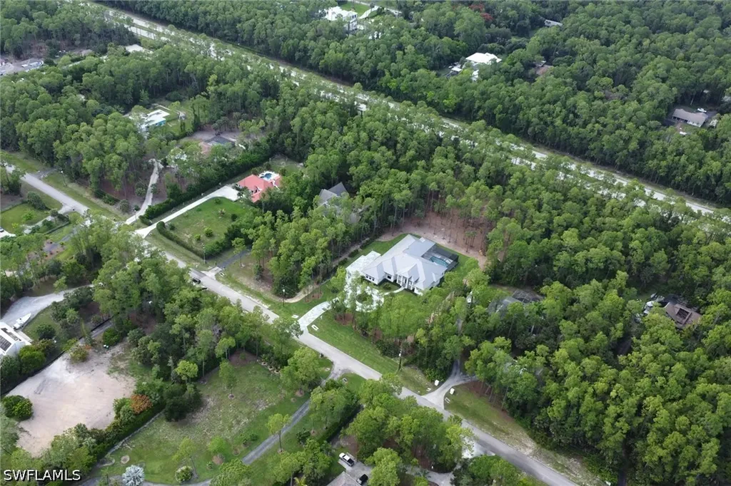 5025 Boxwood Way Naples FL 34116