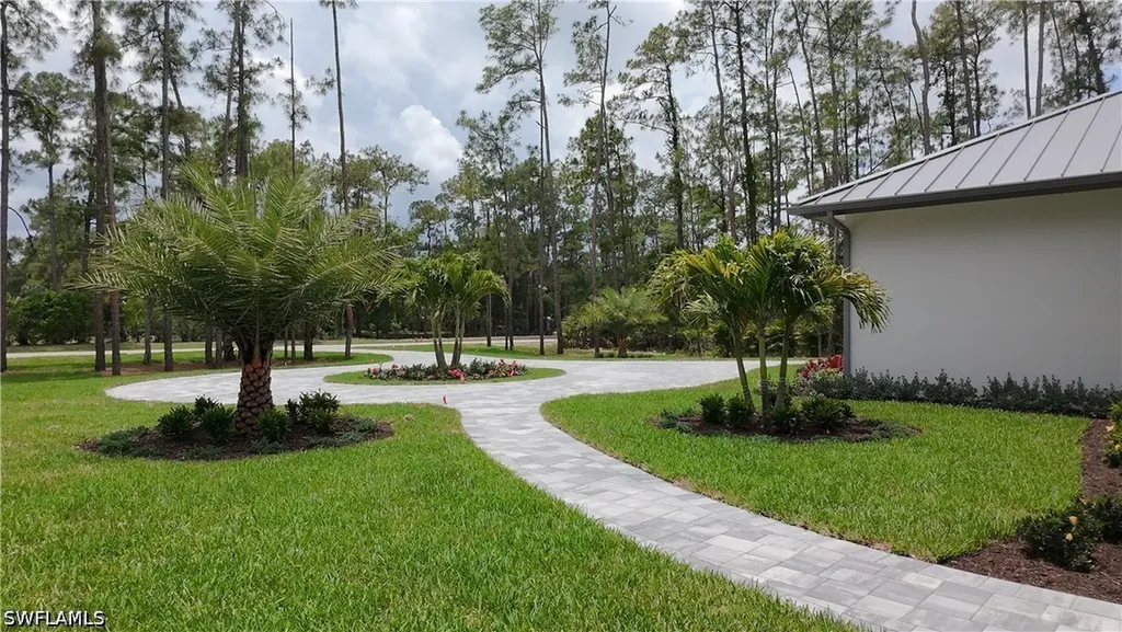 5025 Boxwood Way Naples FL 34116