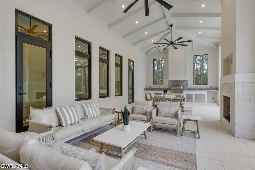5025 Boxwood Way Naples FL 34116