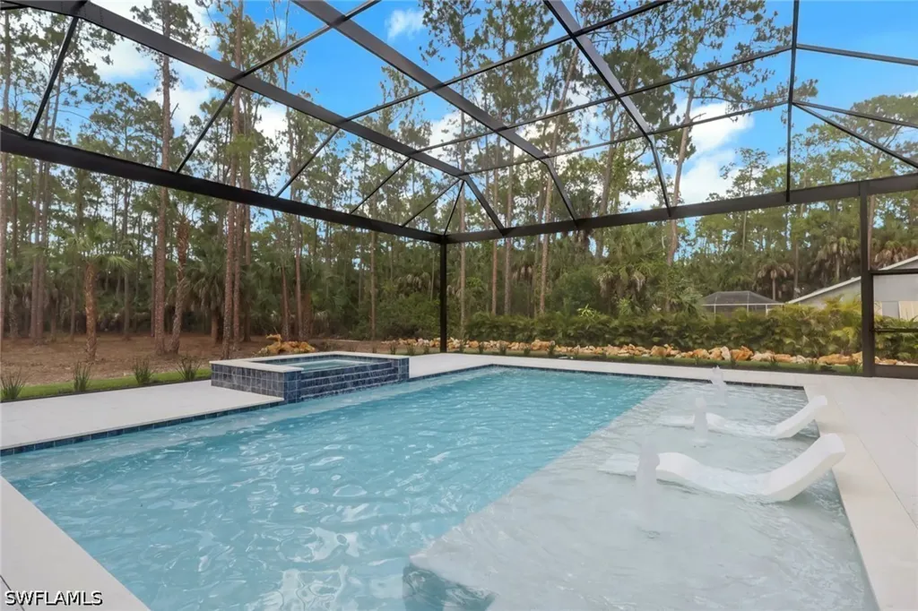 5025 Boxwood Way Naples FL 34116