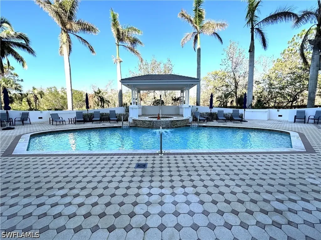 325 Dunes Boulevard Naples FL 34110