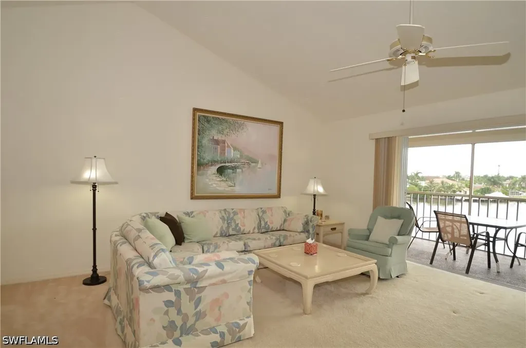 10682 Gulfshore Drive Naples FL 34108-3031