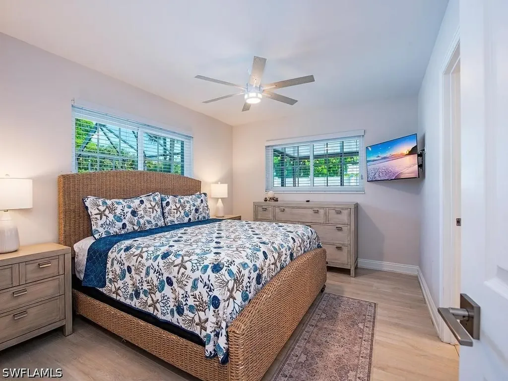 1195 14th Avenue N Naples FL 34102