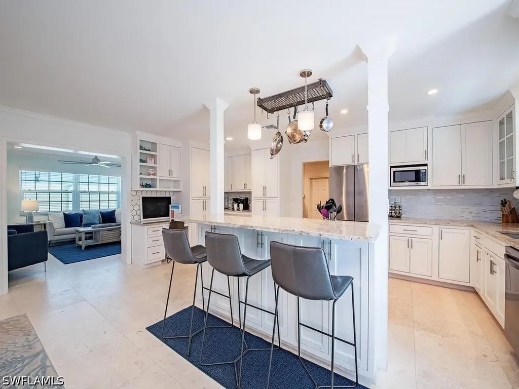 1195 14th Avenue N Naples FL 34102