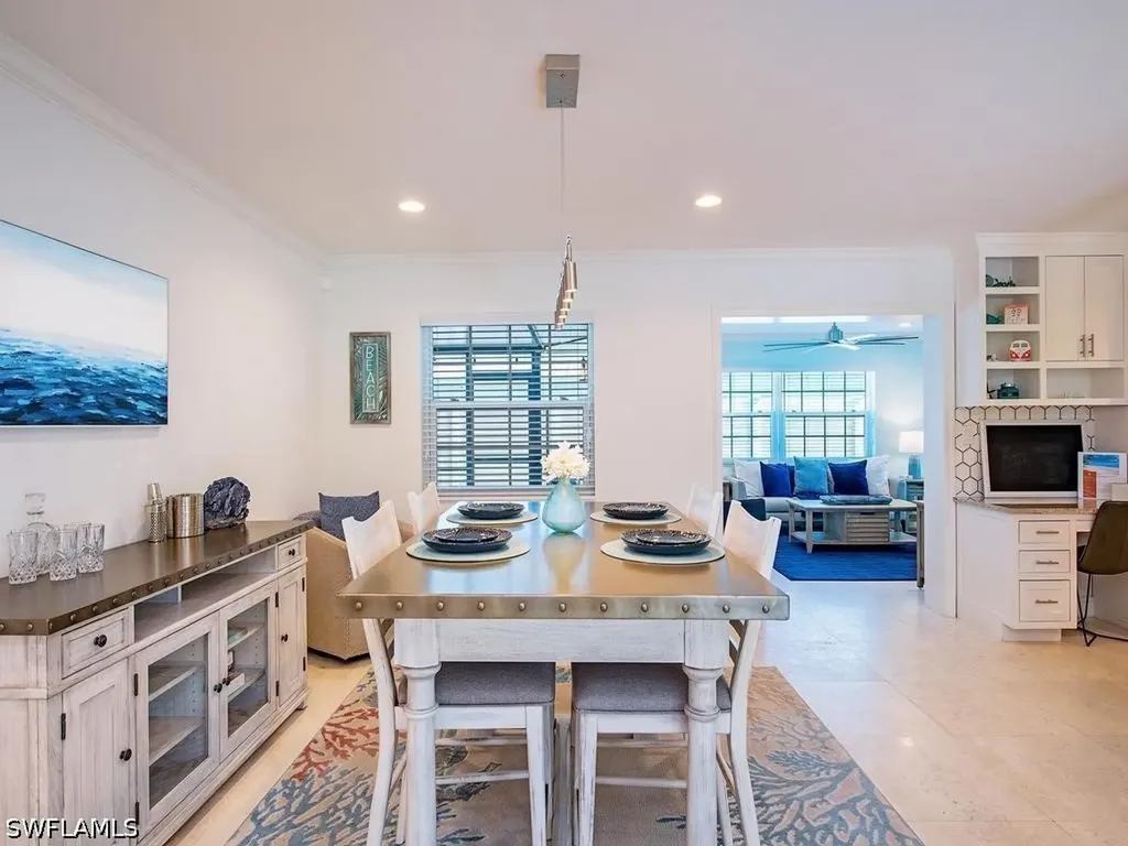 1195 14th Avenue N Naples FL 34102