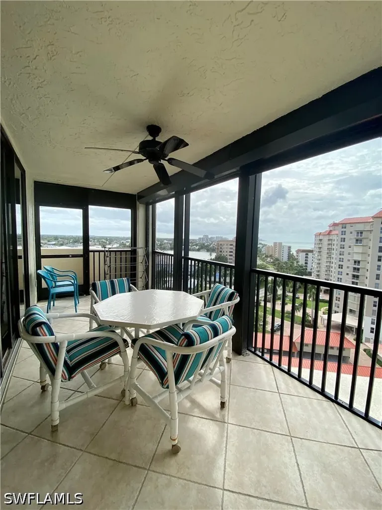10851 Gulfshore Drive Naples FL 34108-3004