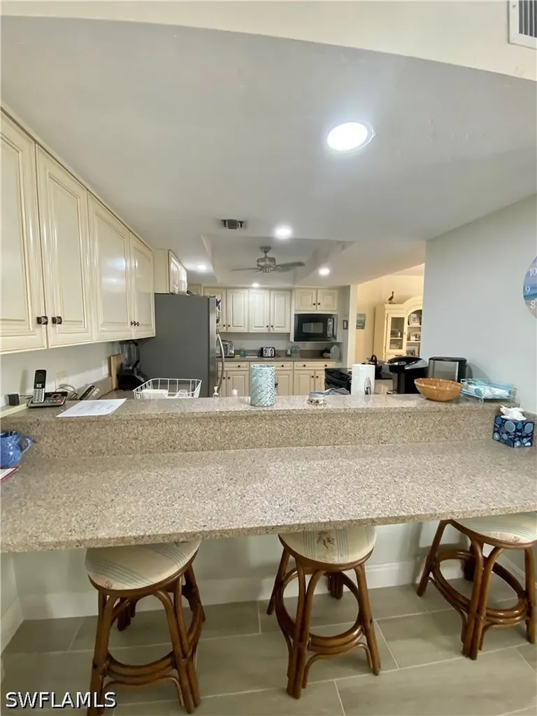 10851 Gulfshore Drive Naples FL 34108-3004