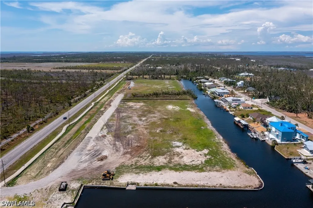 3810 Stringfellow Road St. James City FL 33956