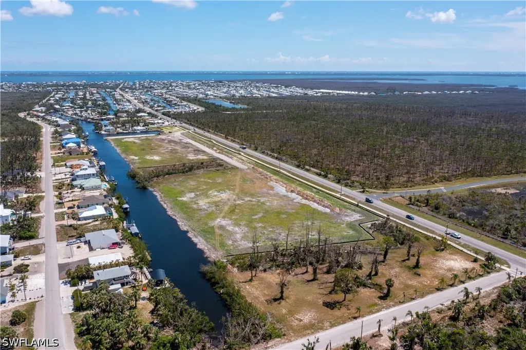 3810 Stringfellow Road St. James City FL 33956
