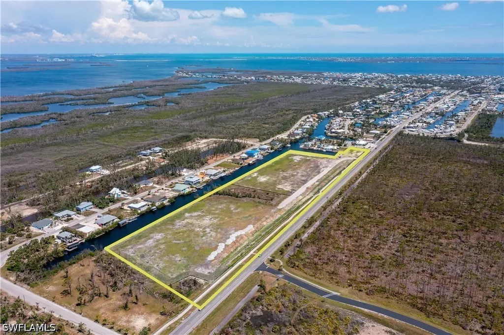 3810 Stringfellow Road St. James City FL 33956
