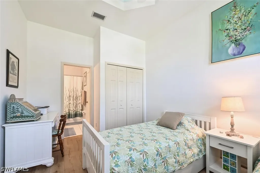 2259 Island Cove Circle Naples FL 34109