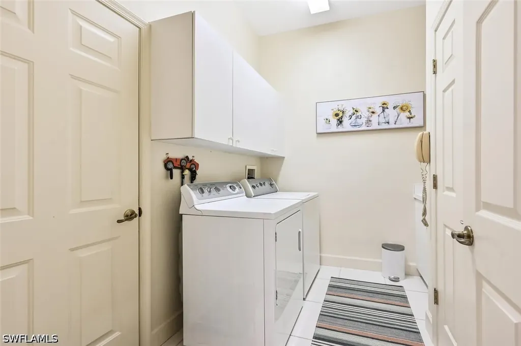 2259 Island Cove Circle Naples FL 34109