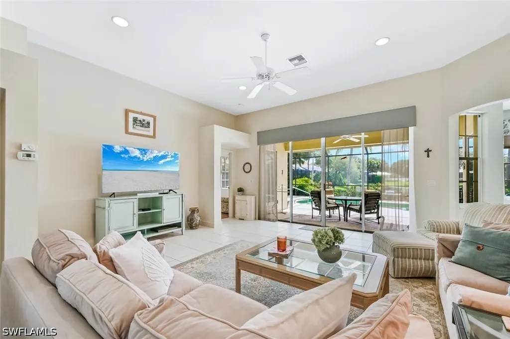 2259 Island Cove Circle Naples FL 34109