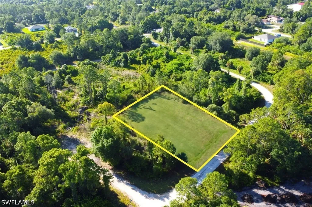 129 Auburn Avenue S Lehigh Acres FL 33974
