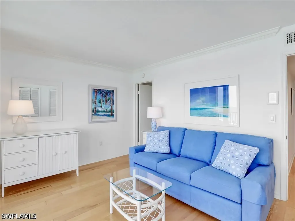 10851 Gulf Shore Drive Naples FL 34108