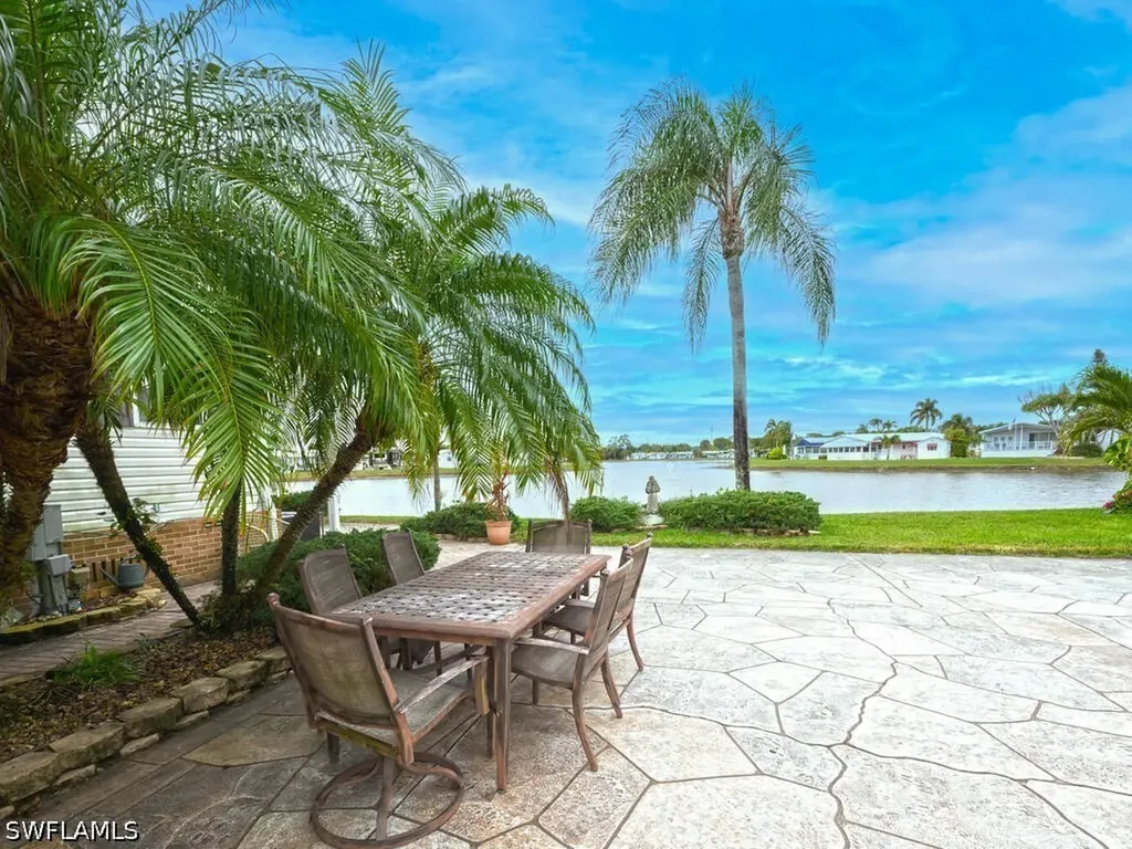 3063 Waterview Point Naples FL 34120