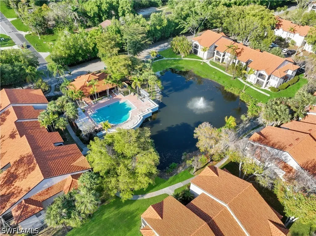 2058 Arbour Walk Circle Naples FL 34109