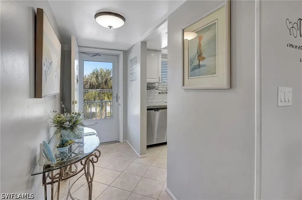 5515 Rattlesnake Hammock Road Naples FL 34113