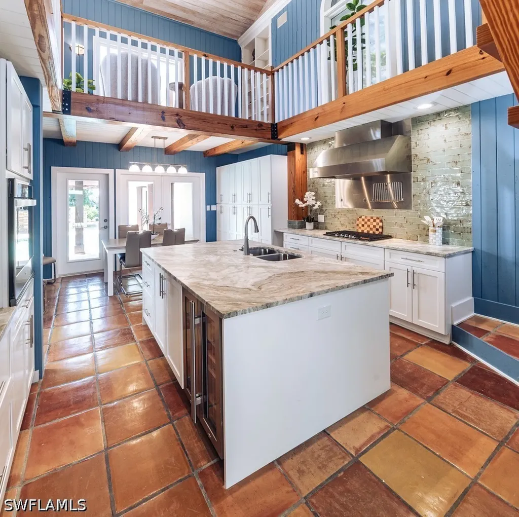 374 14th Avenue S Naples FL 34102