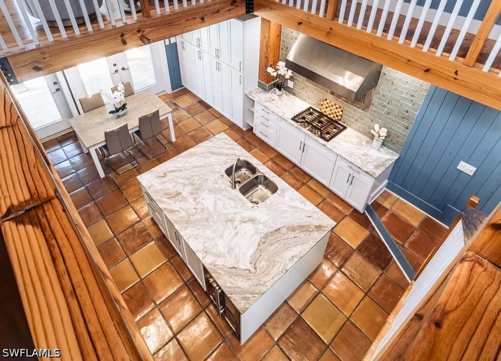 374 14th Avenue S Naples FL 34102