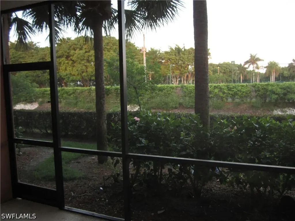 10033 Heather Lane Naples FL 34119