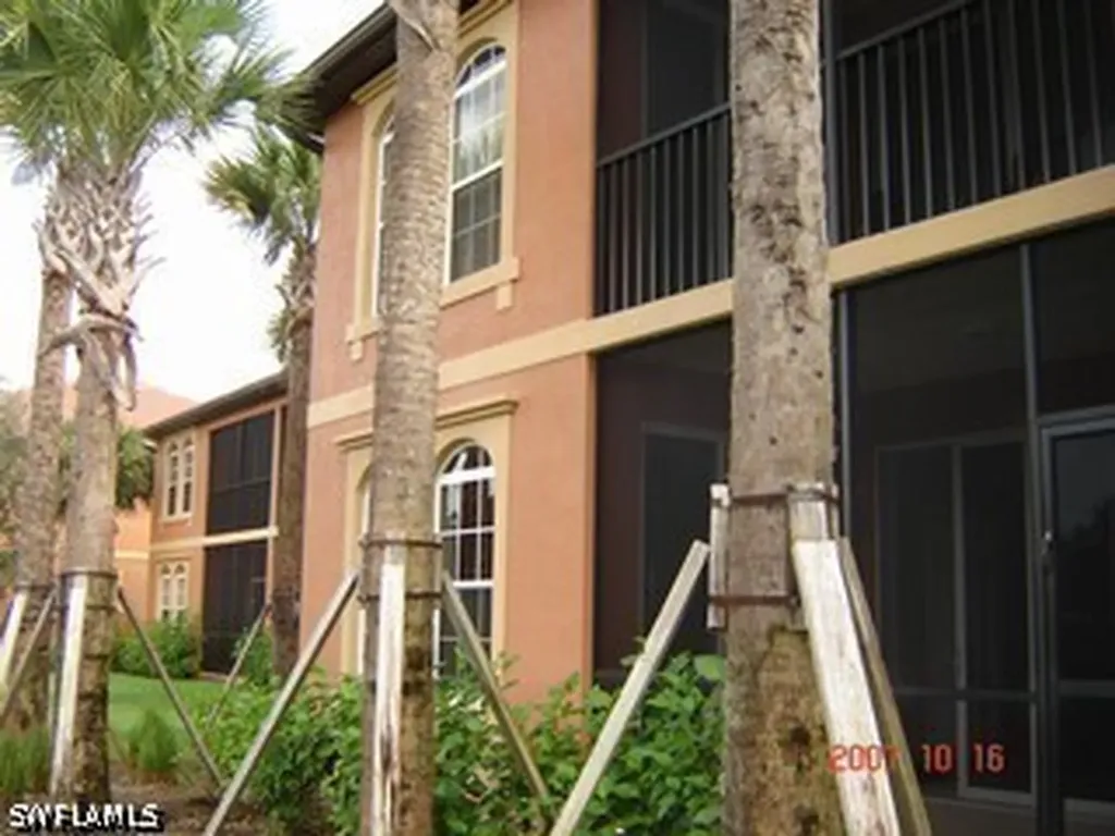 10033 Heather Lane Naples FL 34119