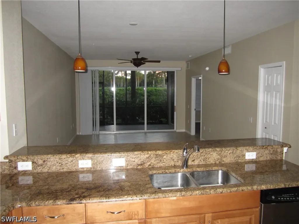 10033 Heather Lane Naples FL 34119