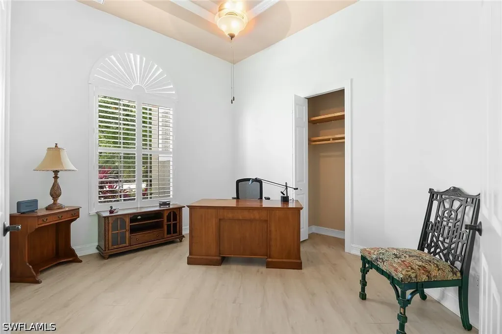 61 Constitution Drive Naples FL 34112