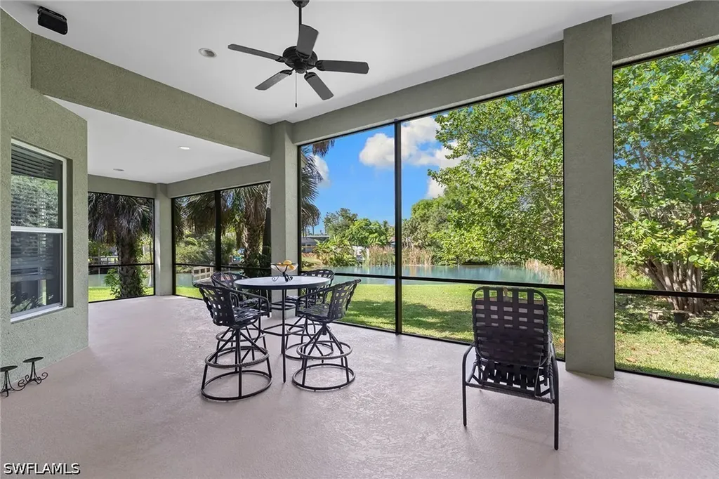 61 Constitution Drive Naples FL 34112