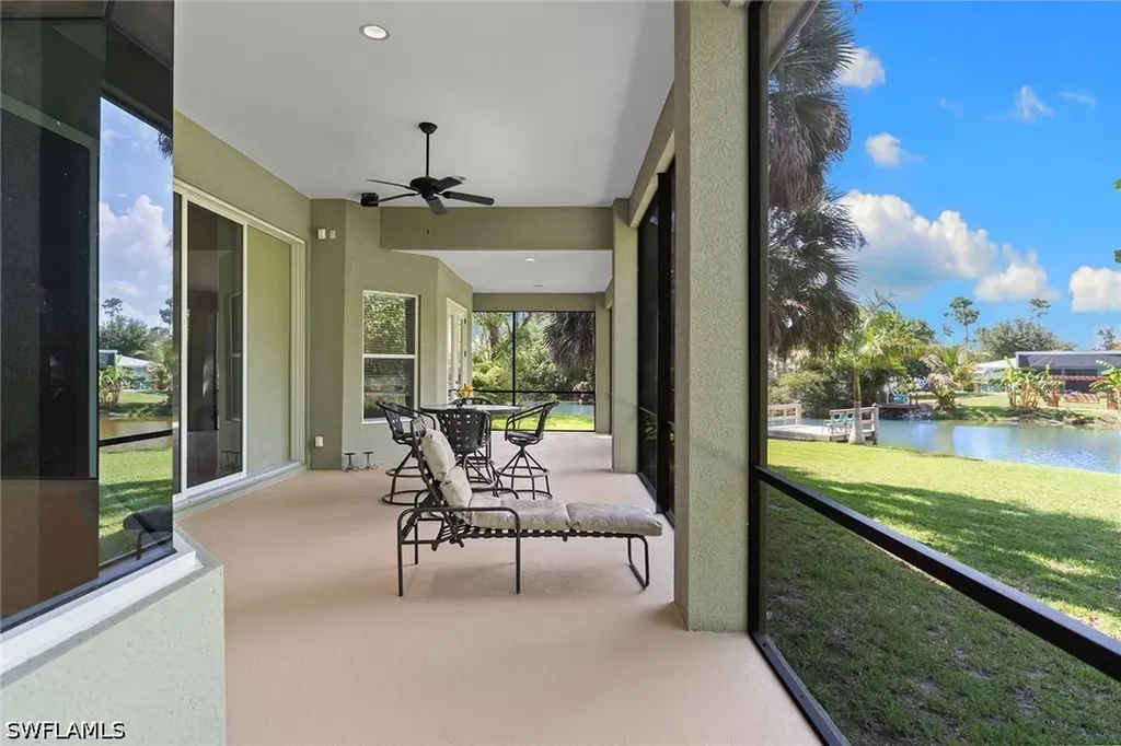 61 Constitution Drive Naples FL 34112