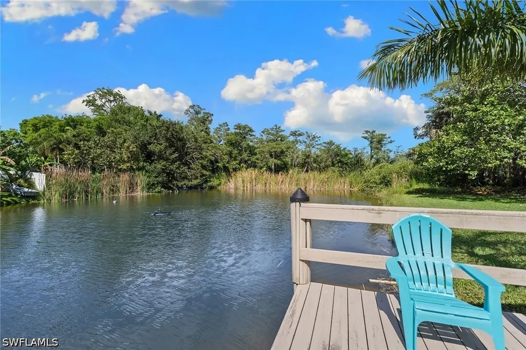 61 Constitution Drive Naples FL 34112