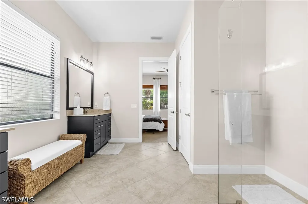 4111 Raffia Drive Naples FL 34119